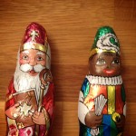 Hoedje op, hoedje af. Wie is de echte Sint? Choco Sint+Piet van Kruidvat